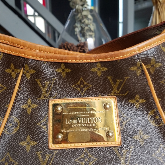 💕Authentic LV Galliera PM Hobo Bag Monogram - Picture 6 of 16